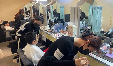 東田造型學校助力北京廣播電視臺《少年朗讀者》 